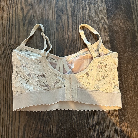 Urban outfitters cropped corset - Picture 2 of 3